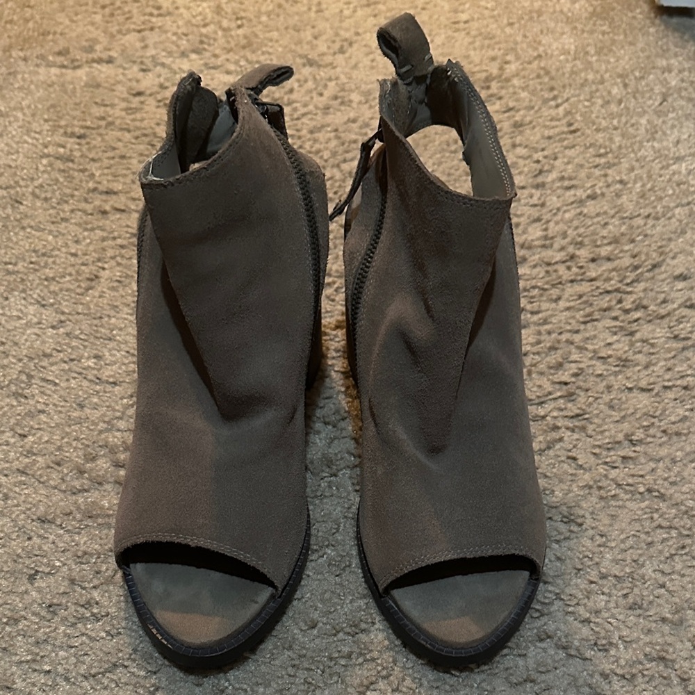 Stylish Women's Open-Toe Ankle Boots